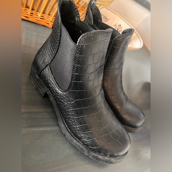 New Call it Spring Ankle Boot - Picture 3 of 4